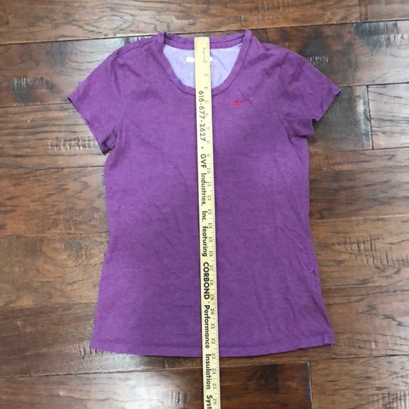 Nike Top - Picture 4 of 5